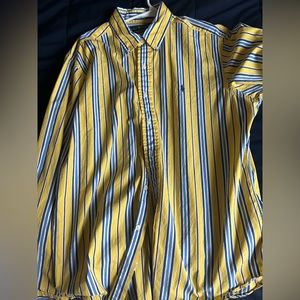 Ralph Lauren Classic Fit Men’s button up Size Large
